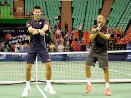 Novak Djokovic and Nicolas Almagro do the Gangnam Style