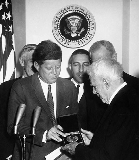 JFK awarding Frost the Congressional Gold Medal