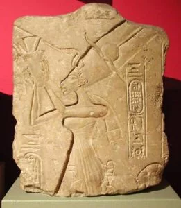 Nefertiti Worshipping Aten