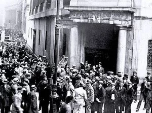 Wall Street crowd after 1929 crash