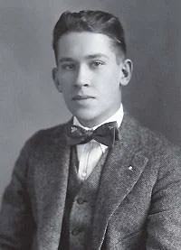 E.E. Cummings Harvard graduation photograph