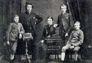 Piet Mondriaan with his brothers and sister