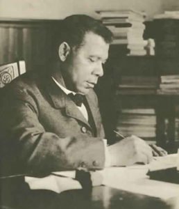 Booker T Washington in his office