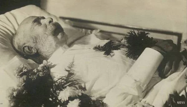 Emperor Franz Josef I on his death bed