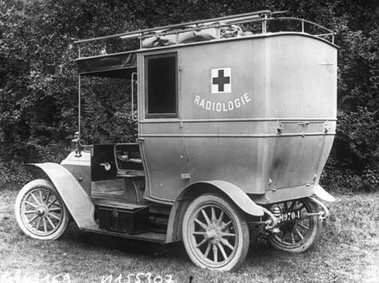 Marie Curie mobile X-Ray unit