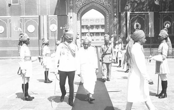 Sardar Patel with the Maharaja of Jaipur